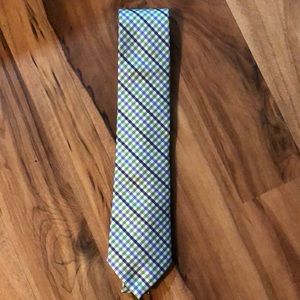 Izod tie
